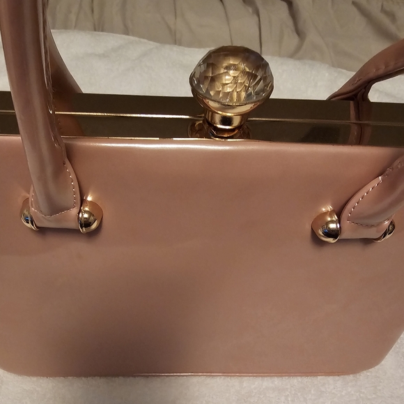 Purse - Picture 2 of 2